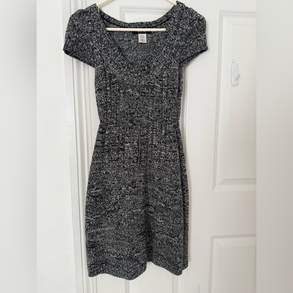 Chic Black and Gray Knit Mini Dress